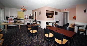 Newbury Inn Brookfield Extérieur photo